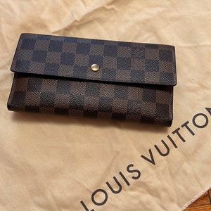 Authentic Louis Vuitton Damier Ebene Sarah Long Wallet